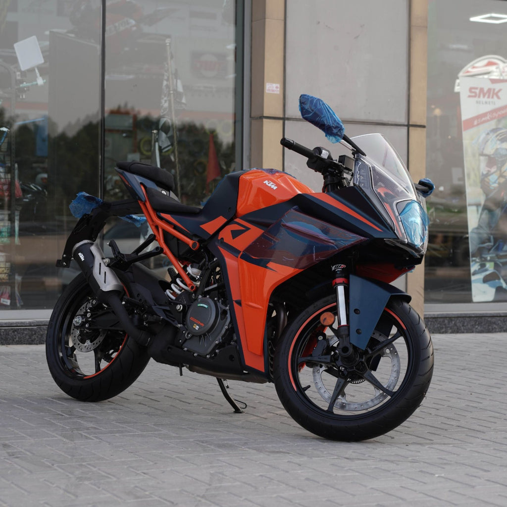 Used 2022 KTM RC 390 Sports Bike 373CC For Sale In Sharjah - 0555598040