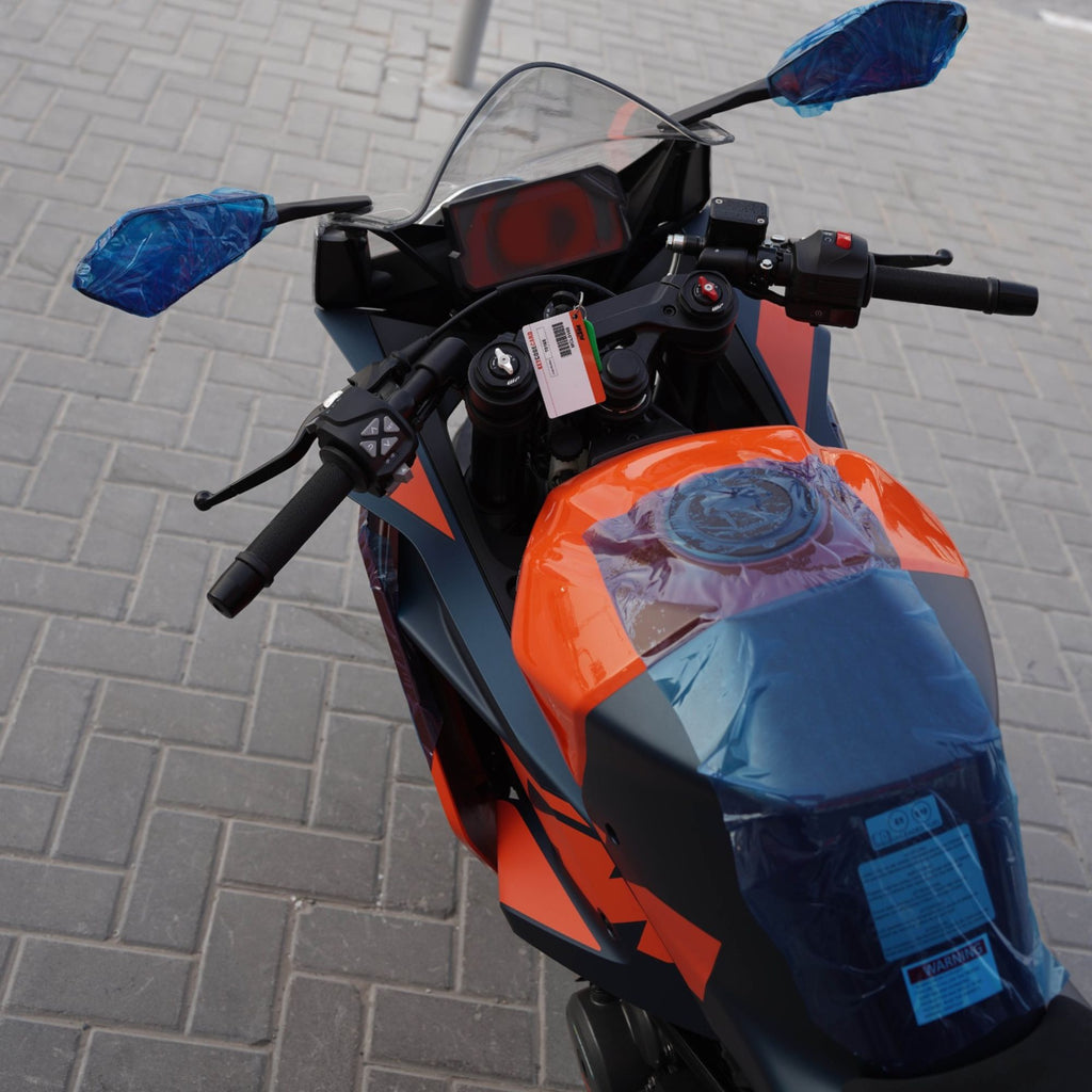Used 2022 KTM RC 390 Sports Bike 373CC For Sale In Sharjah - 0555598040