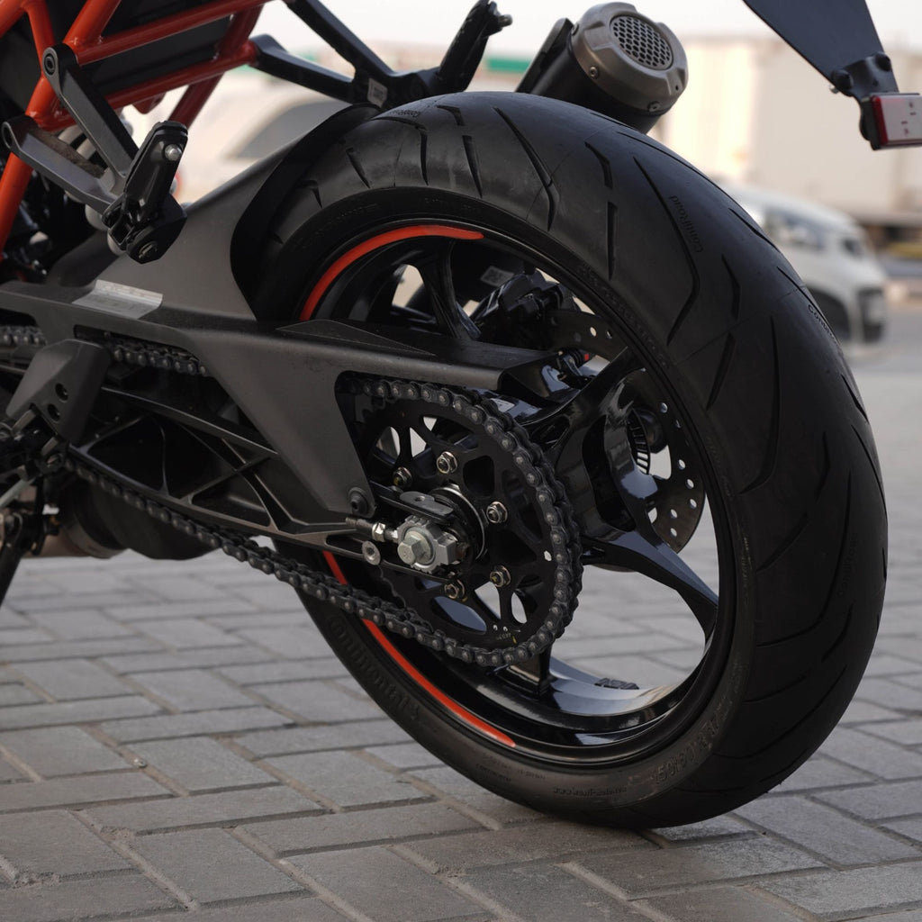Used 2022 KTM RC 390 Sports Bike 373CC For Sale In Sharjah - 0555598040
