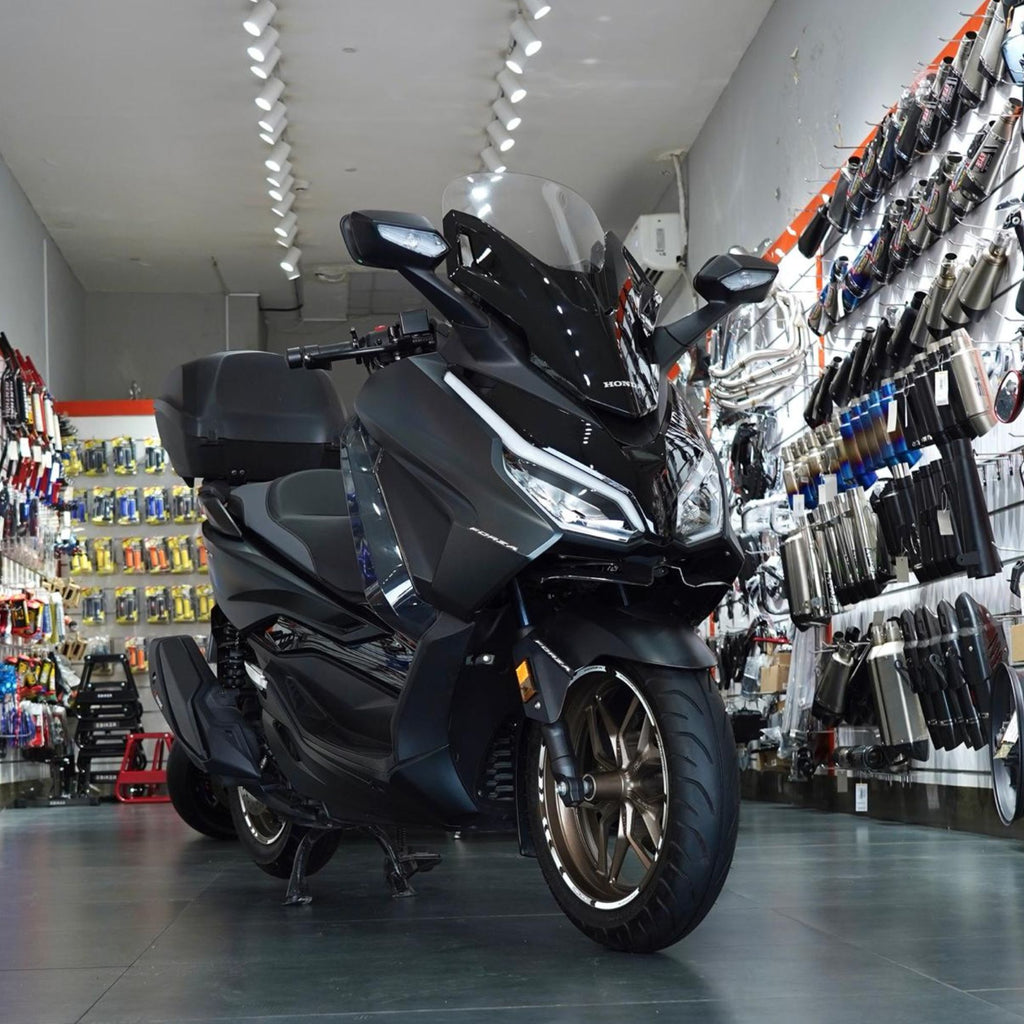 Used 2023 Honda Forza 350 for Sale In Abudhabi - 0555546678