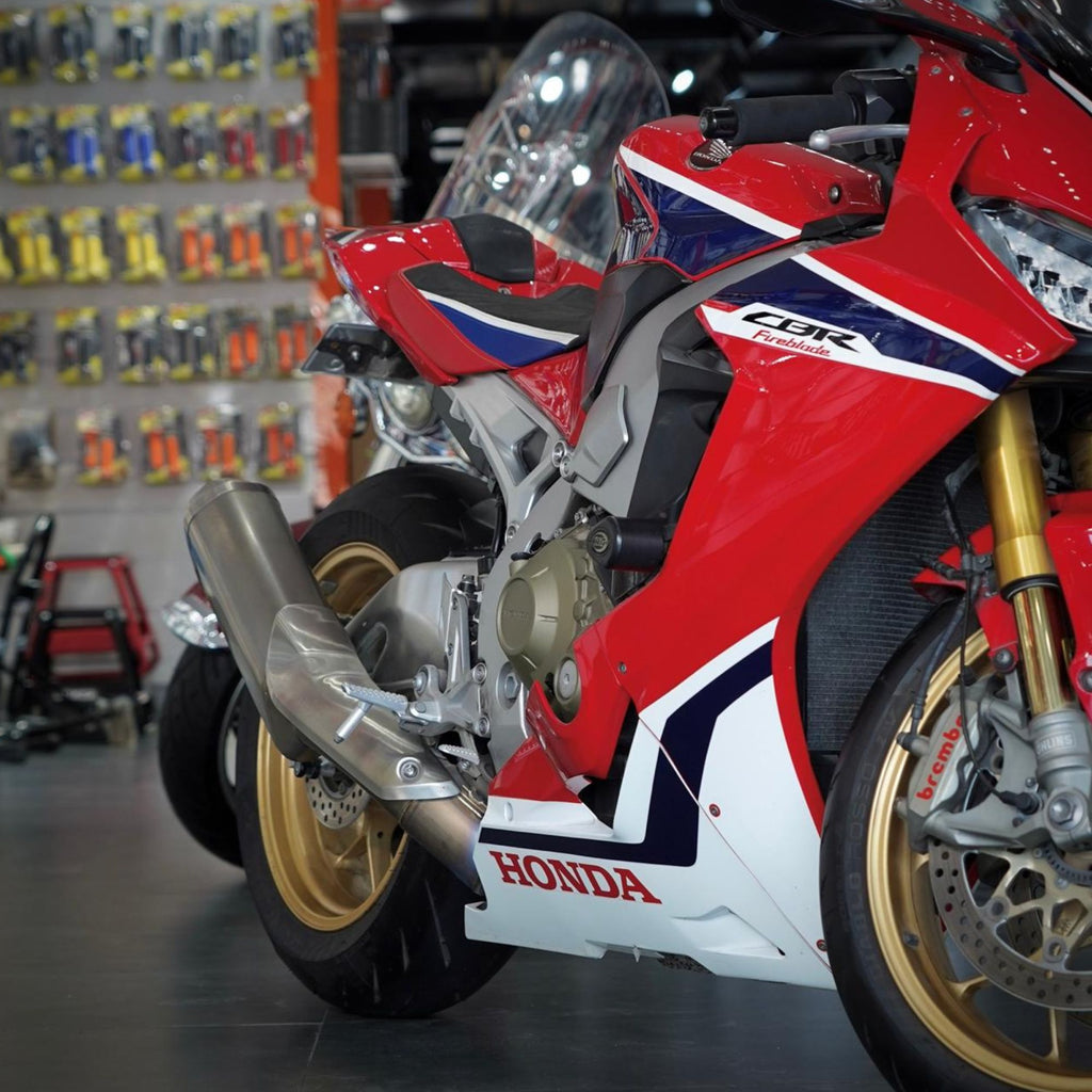 2018 Honda CBR1000RR Fireblade SP HRC Superbike for Sale In Abudhabi - 0555546678