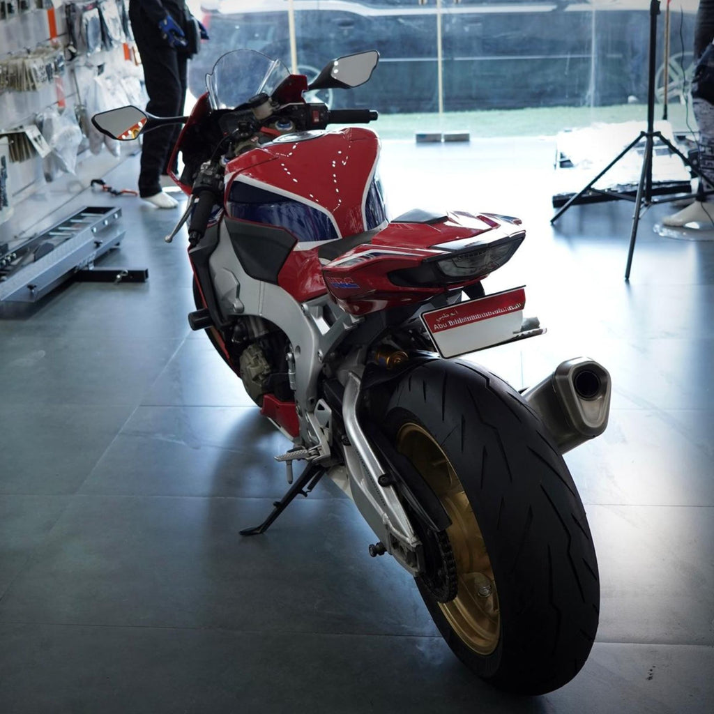 2018 Honda CBR1000RR Fireblade SP HRC Superbike for Sale In Abudhabi - 0555546678
