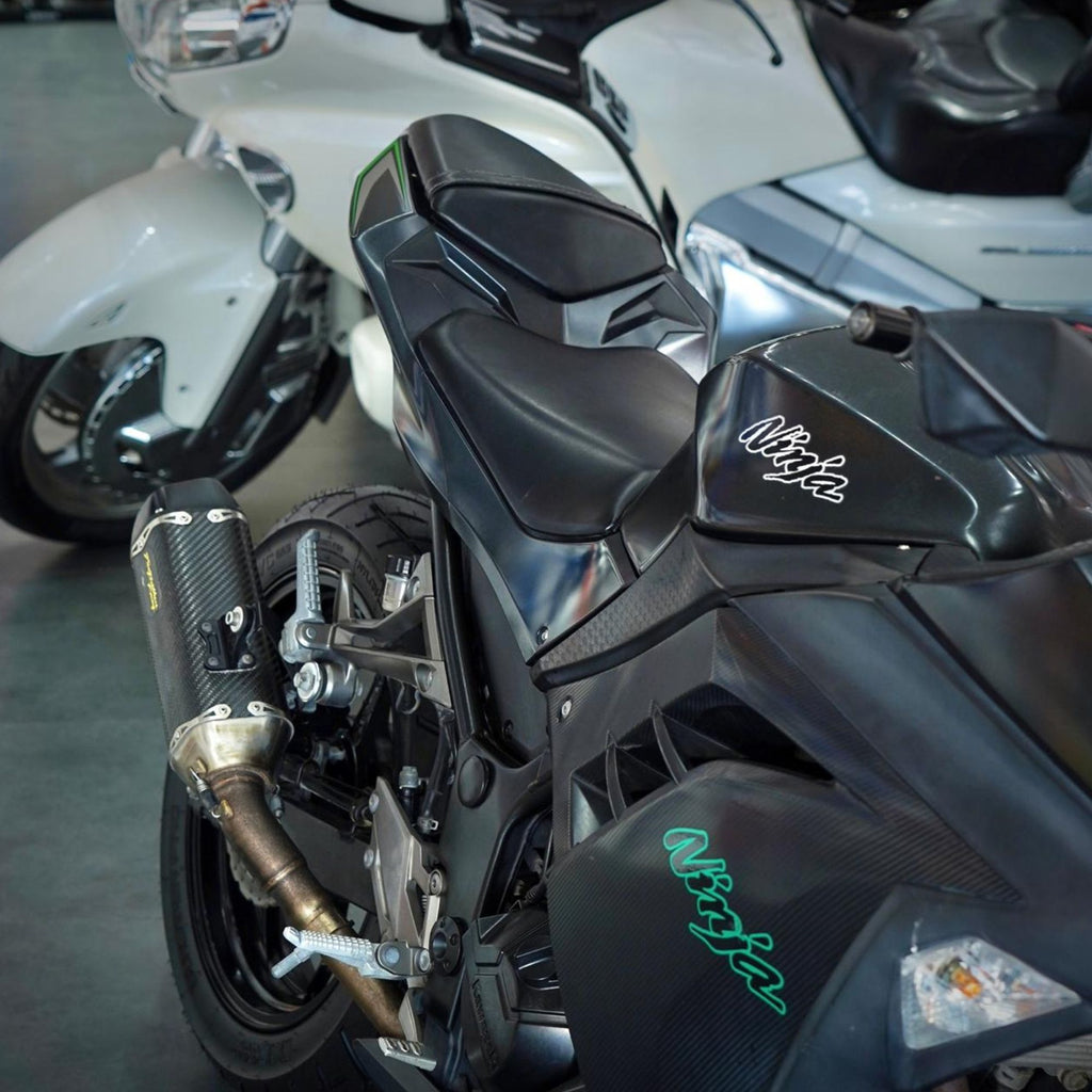 2016 Kawasaki Ninja 300 300cc Used Sport Bike In Abudhabi - 0555546678