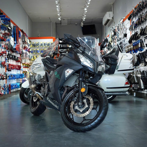 2016 Kawasaki Ninja 300 300cc Used Sport Bike In Abudhabi - 0555546678