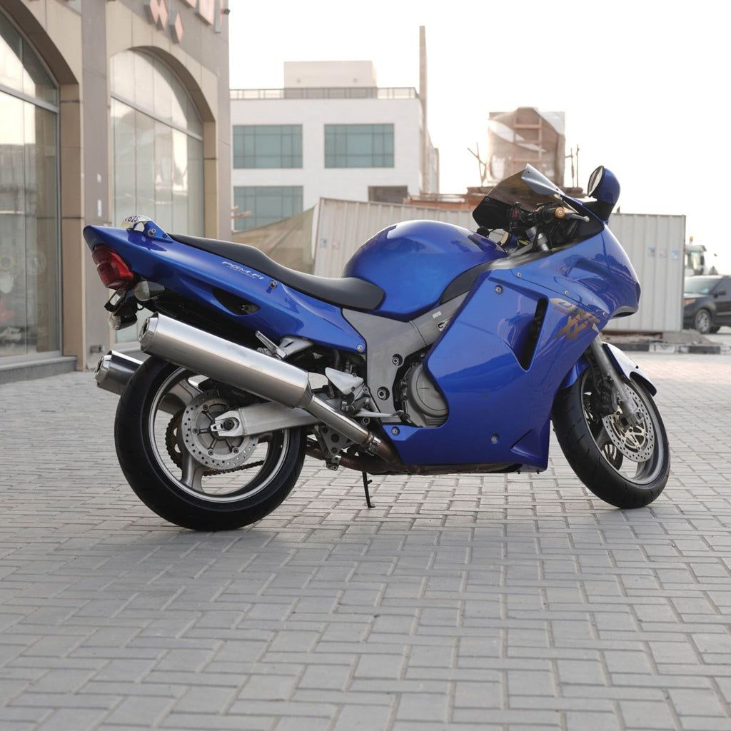 Honda CBR1100XX Super Blackbird 2000 Used Motorcycle In Sharjah - 0555598040