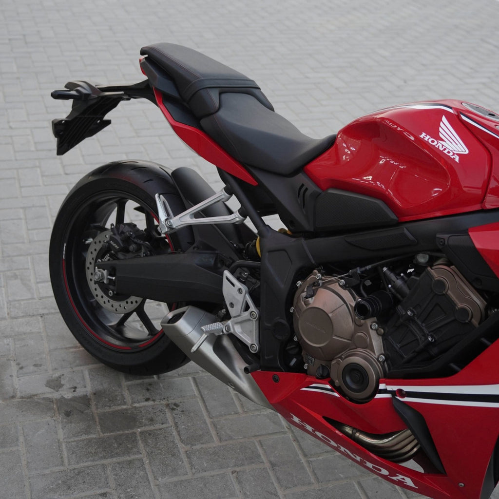 2025 Honda CBR650R Used Sport Bike In Sharjah - 0555598040