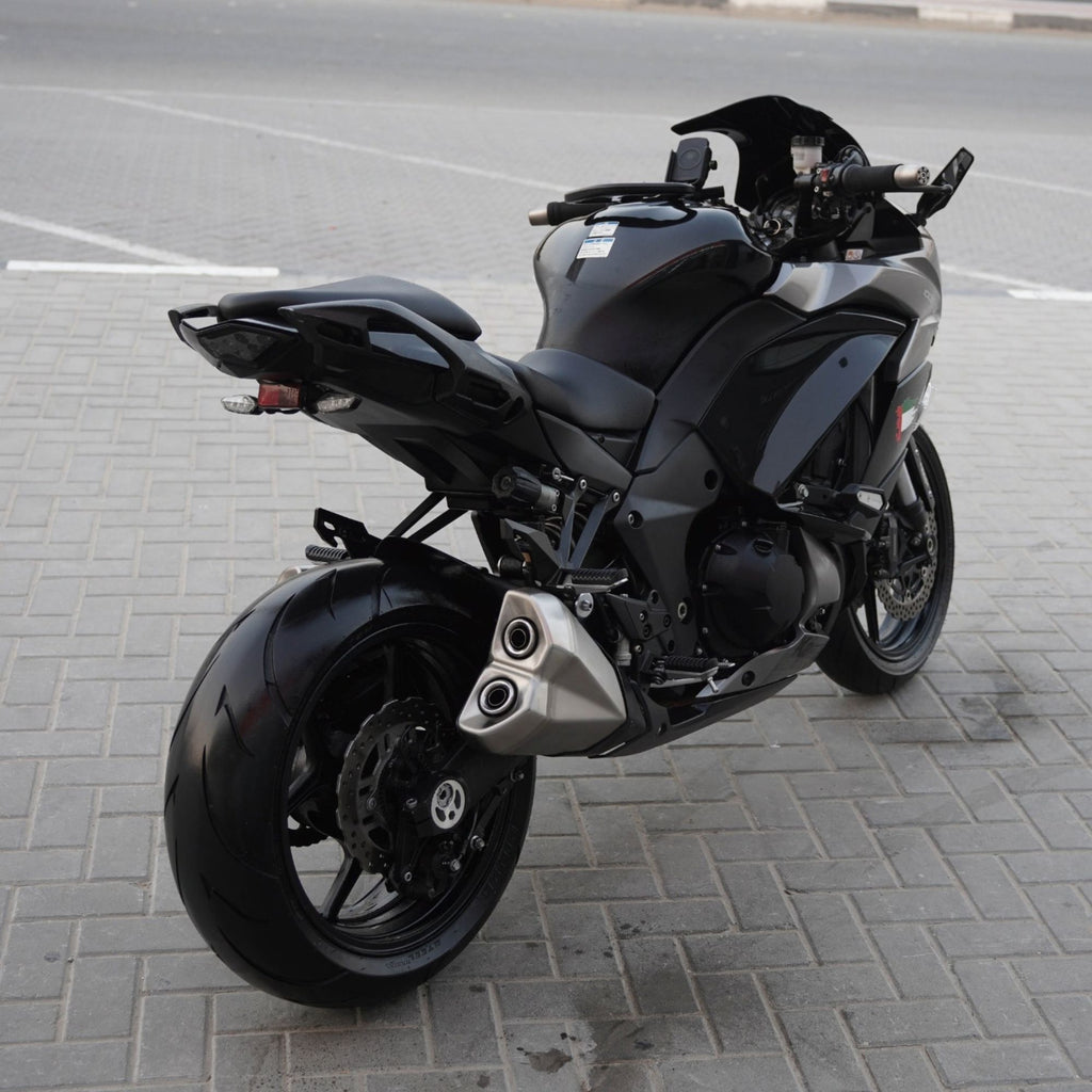 2017 Kawasaki Ninja 1000 Sport Touring Motorcycle For Sale In Sharjah - 0555598040