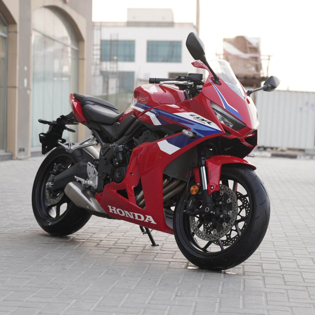 2025 Honda CBR650R Used Sport Bike In Sharjah - 0555598040