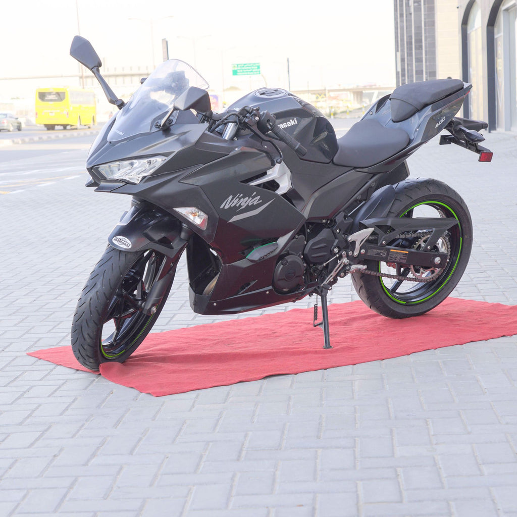 2022 Kawasaki Ninja 400CC - For Sale Call Now +971555598040