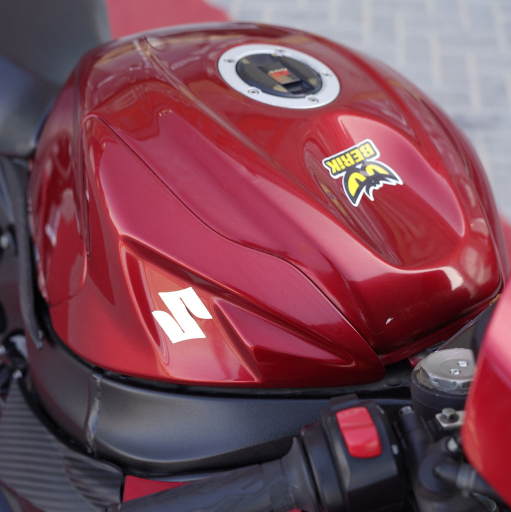 2014  SUZUKI GXSR 750 Motorcycle for Sale - Contact Now: +971555598040