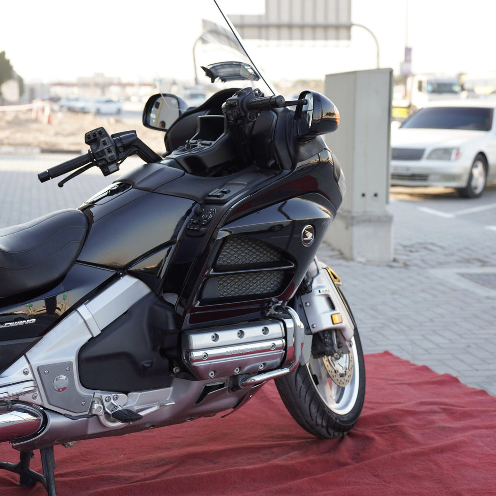 2015 Honda Gold Wing Motorcycle for Sale - Contact Now: +971555598040