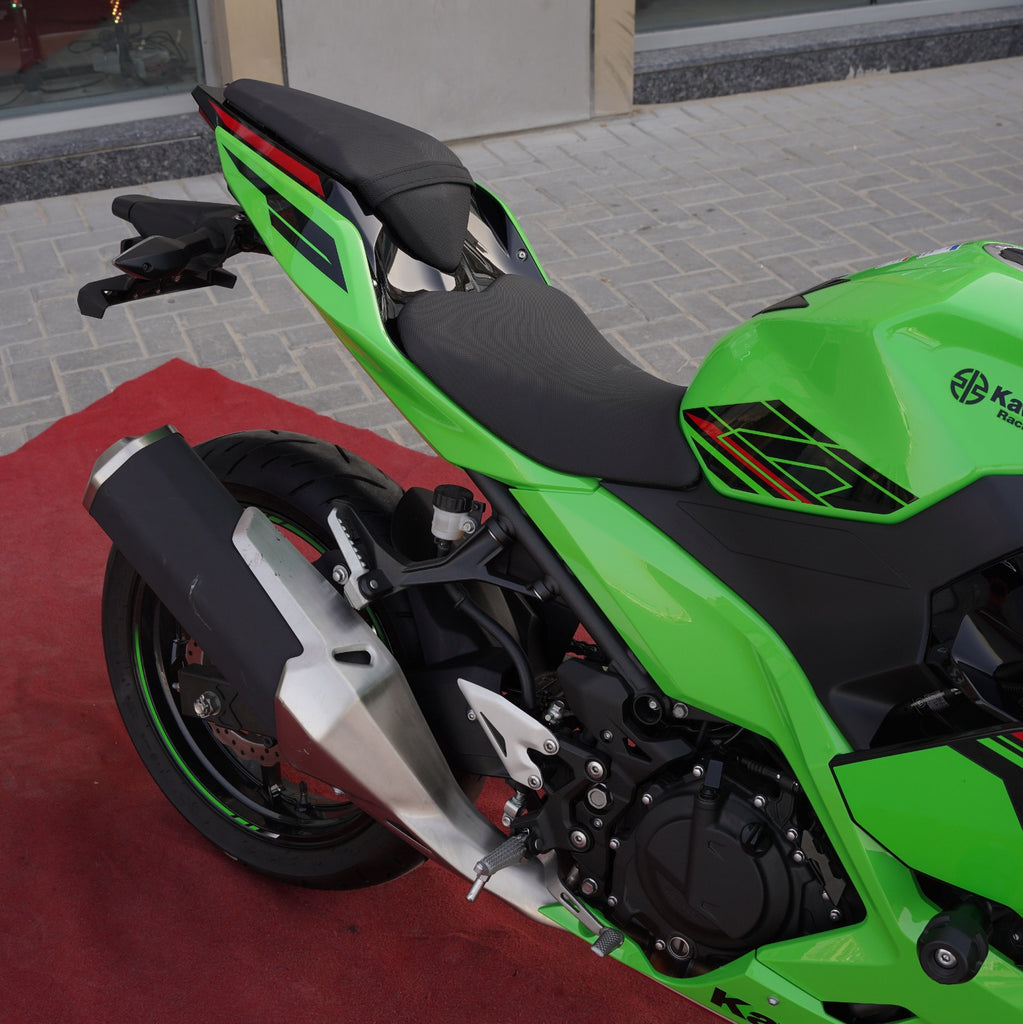 2022 Kawasaki Ninja 400CC Sports Bike for Sale - Contact Now: +971555598040