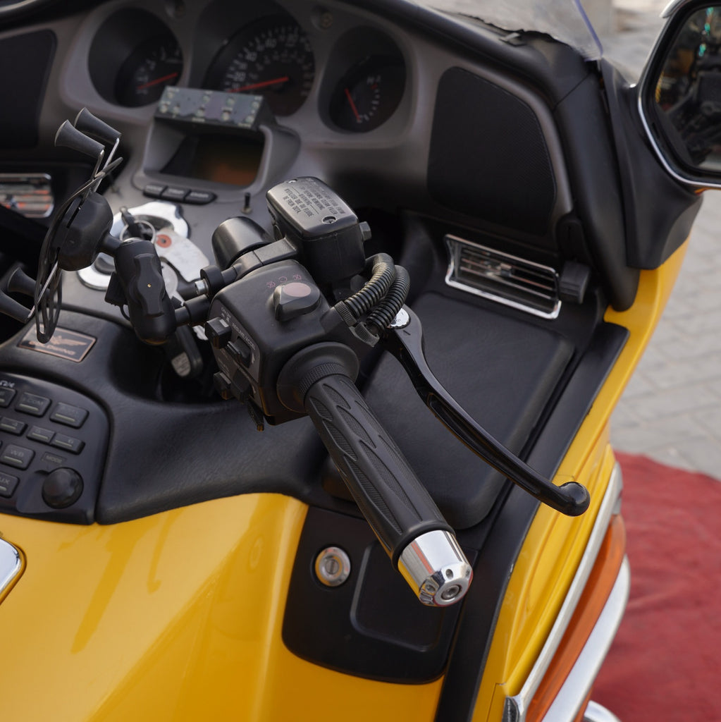 2001 Honda Gold Wing 1800CC Bike for Sale - Contact Now: +971555598040