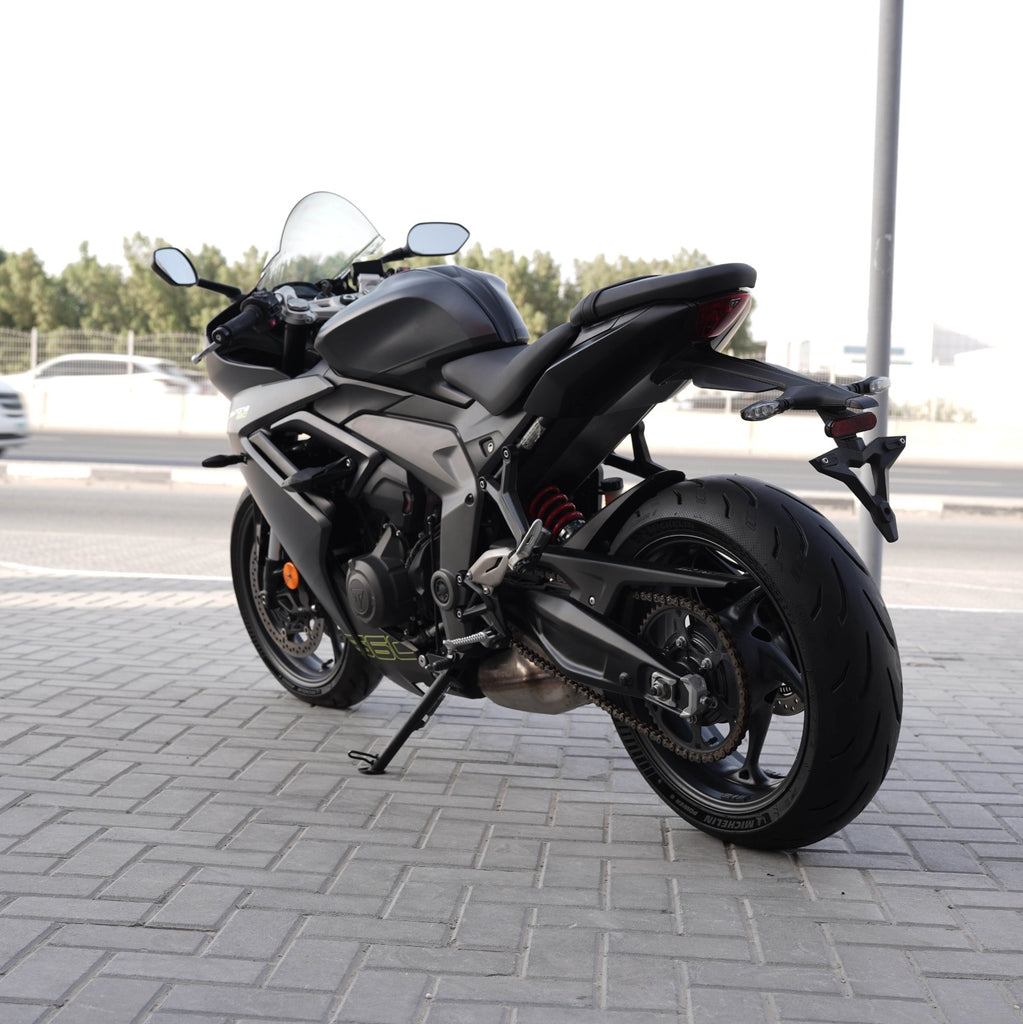 2024 Used Triumph Daytona 660CC  Middle Weight Sports Bike  For Sale In Sharjah - 0555598040